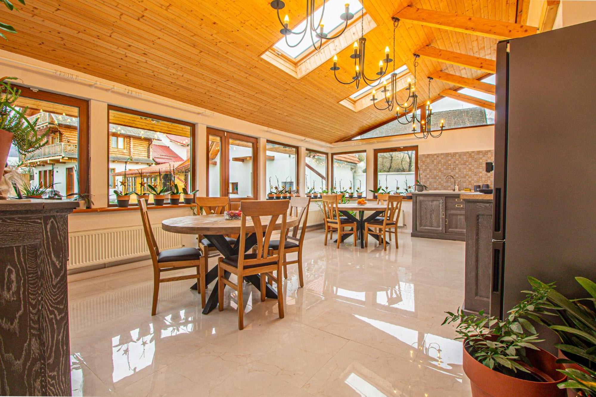 Runca-N Rai Hotel Cristian  Ngoại thất bức ảnh