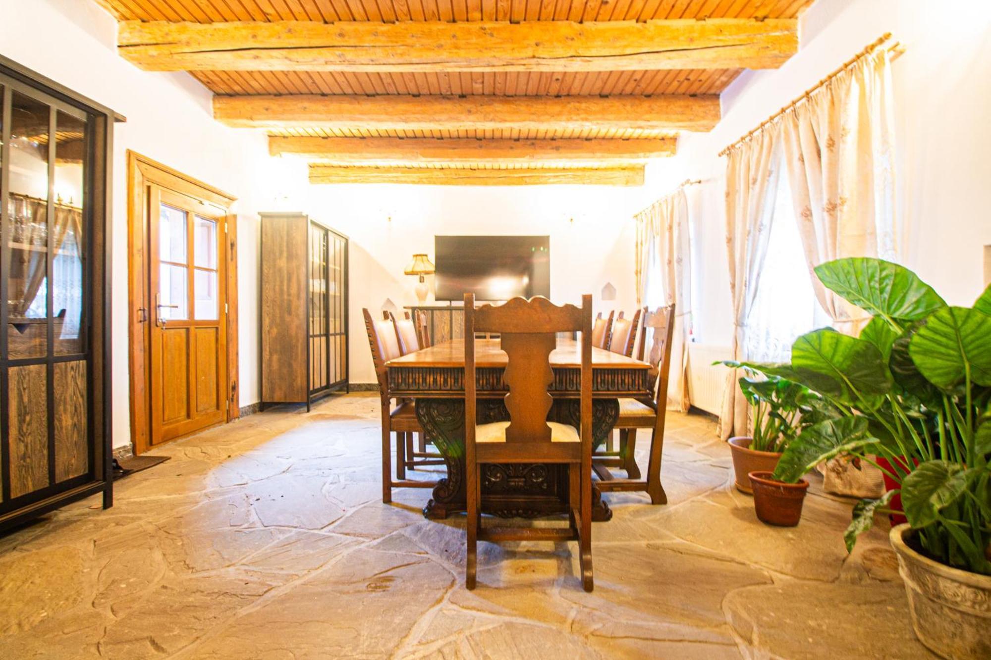 Runca-N Rai Hotel Cristian  Ngoại thất bức ảnh