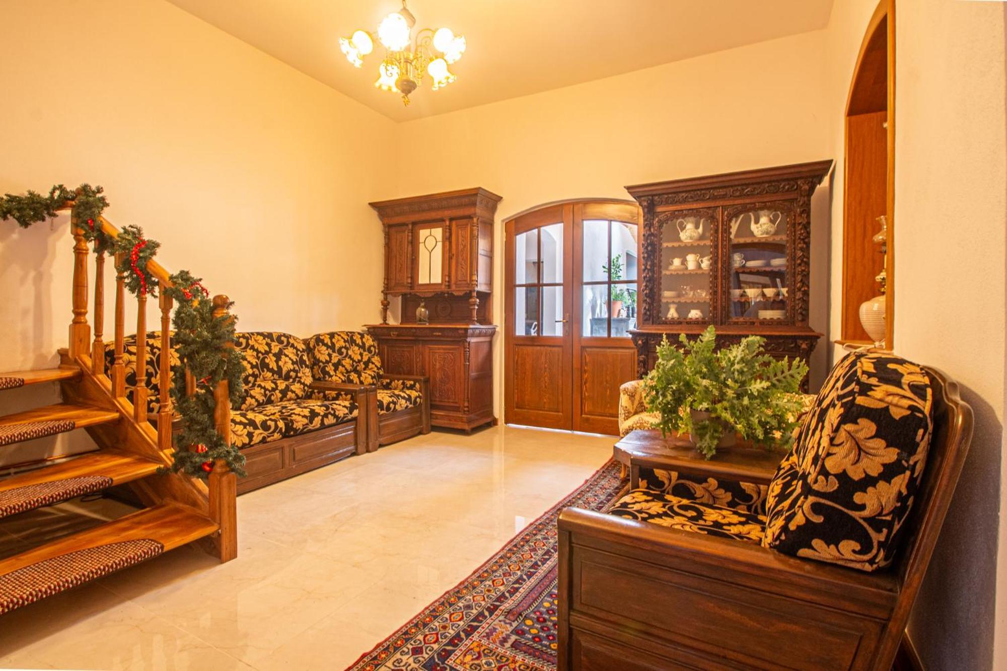 Runca-N Rai Hotel Cristian  Ngoại thất bức ảnh