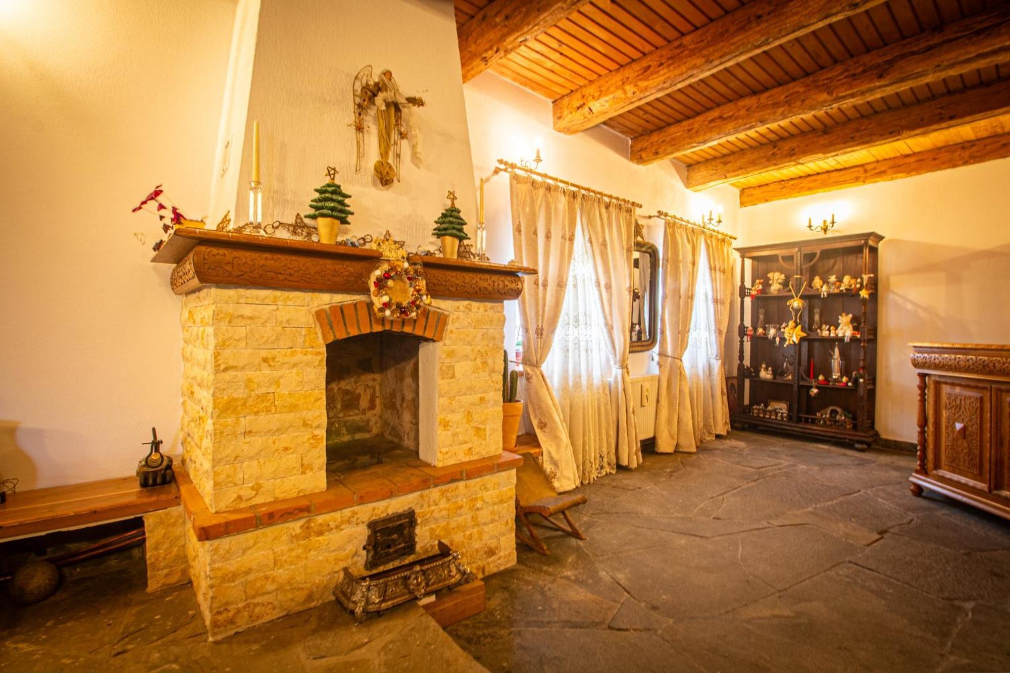 Runca-N Rai Hotel Cristian  Ngoại thất bức ảnh