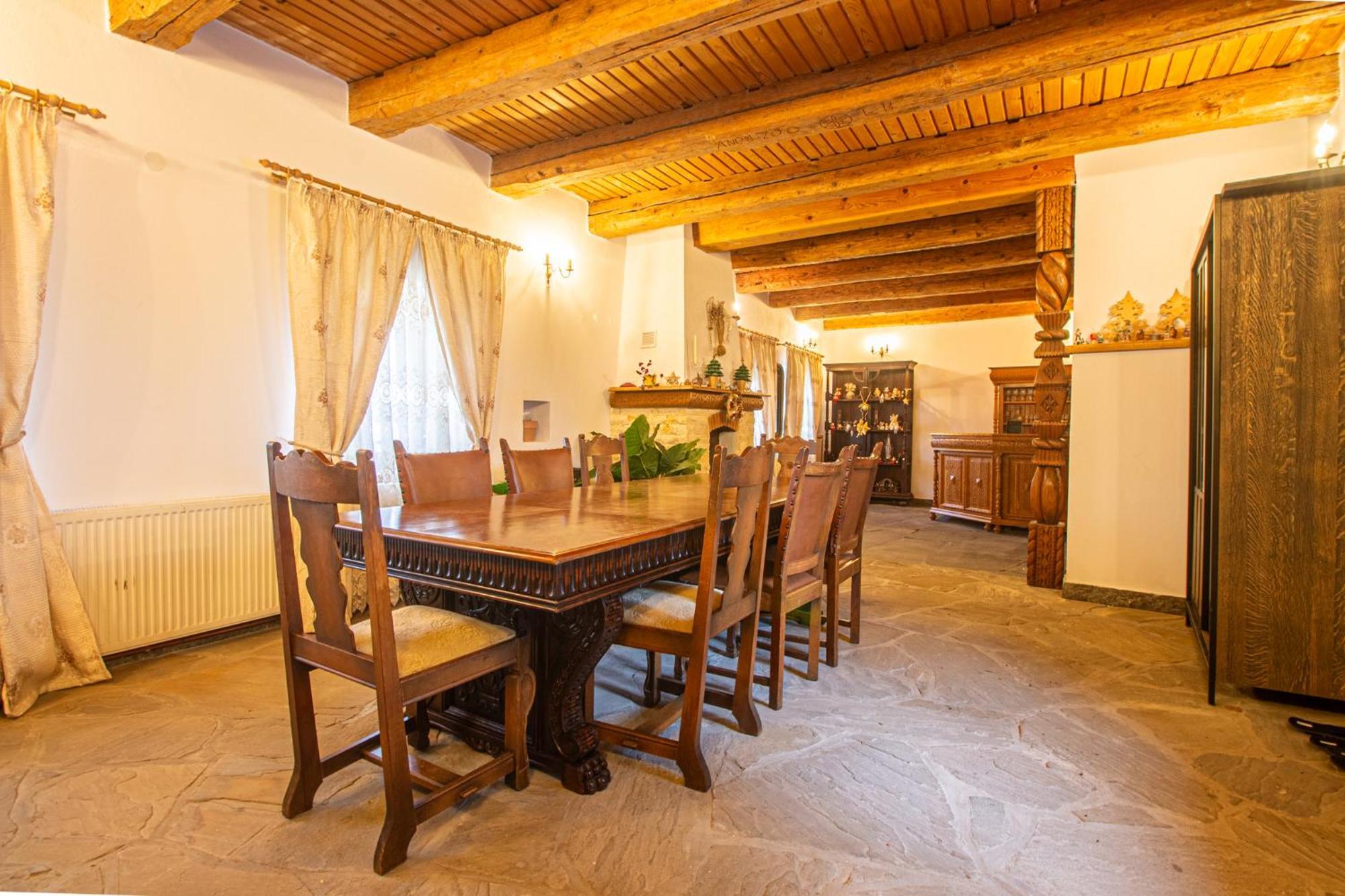 Runca-N Rai Hotel Cristian  Ngoại thất bức ảnh