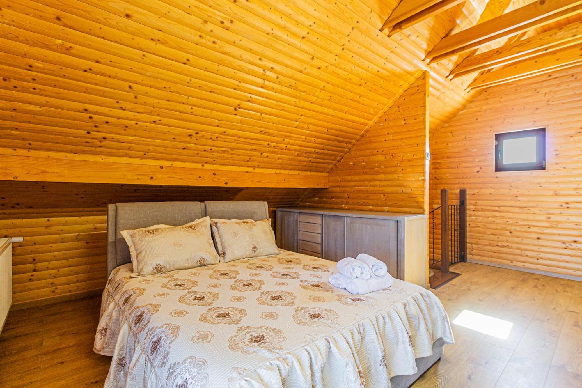 Runca-N Rai Hotel Cristian  Ngoại thất bức ảnh